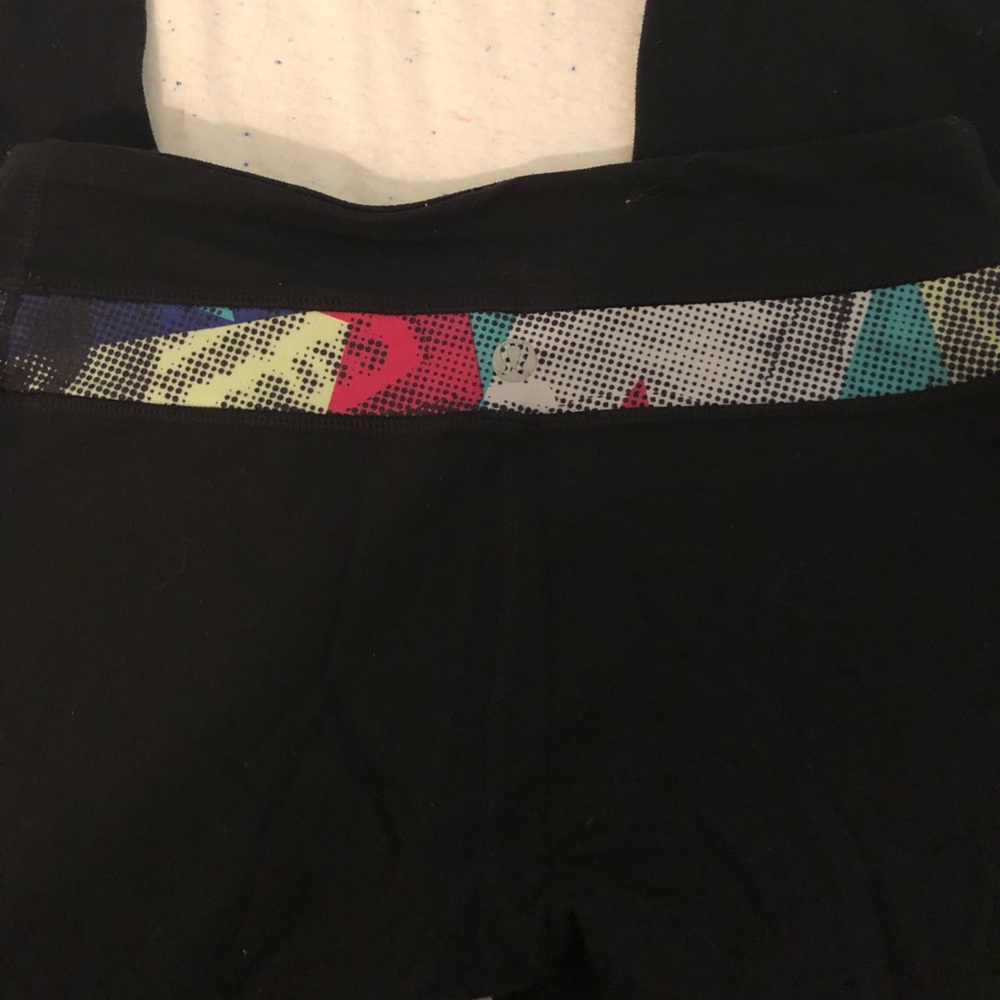 Wunder Under Cropped Leggings